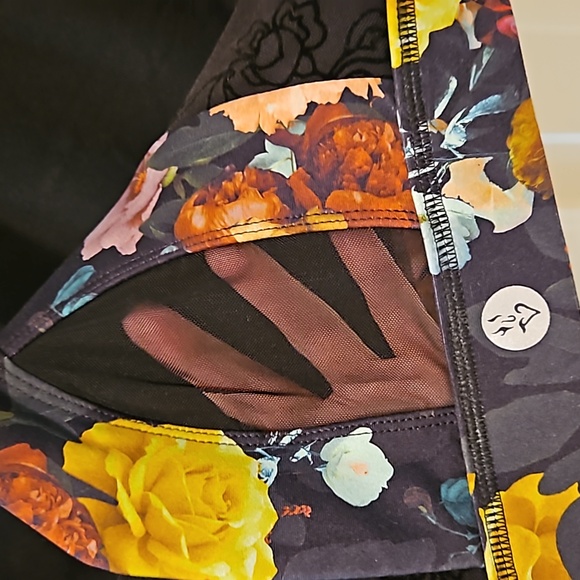 Torrid NWT floral lace active bra Size 3x - Picture 9 of 10